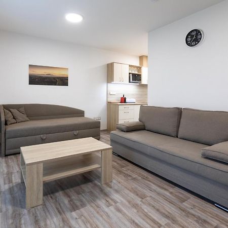 Apartmany Za Dvorem Velké Pavlovice Zewnętrze zdjęcie