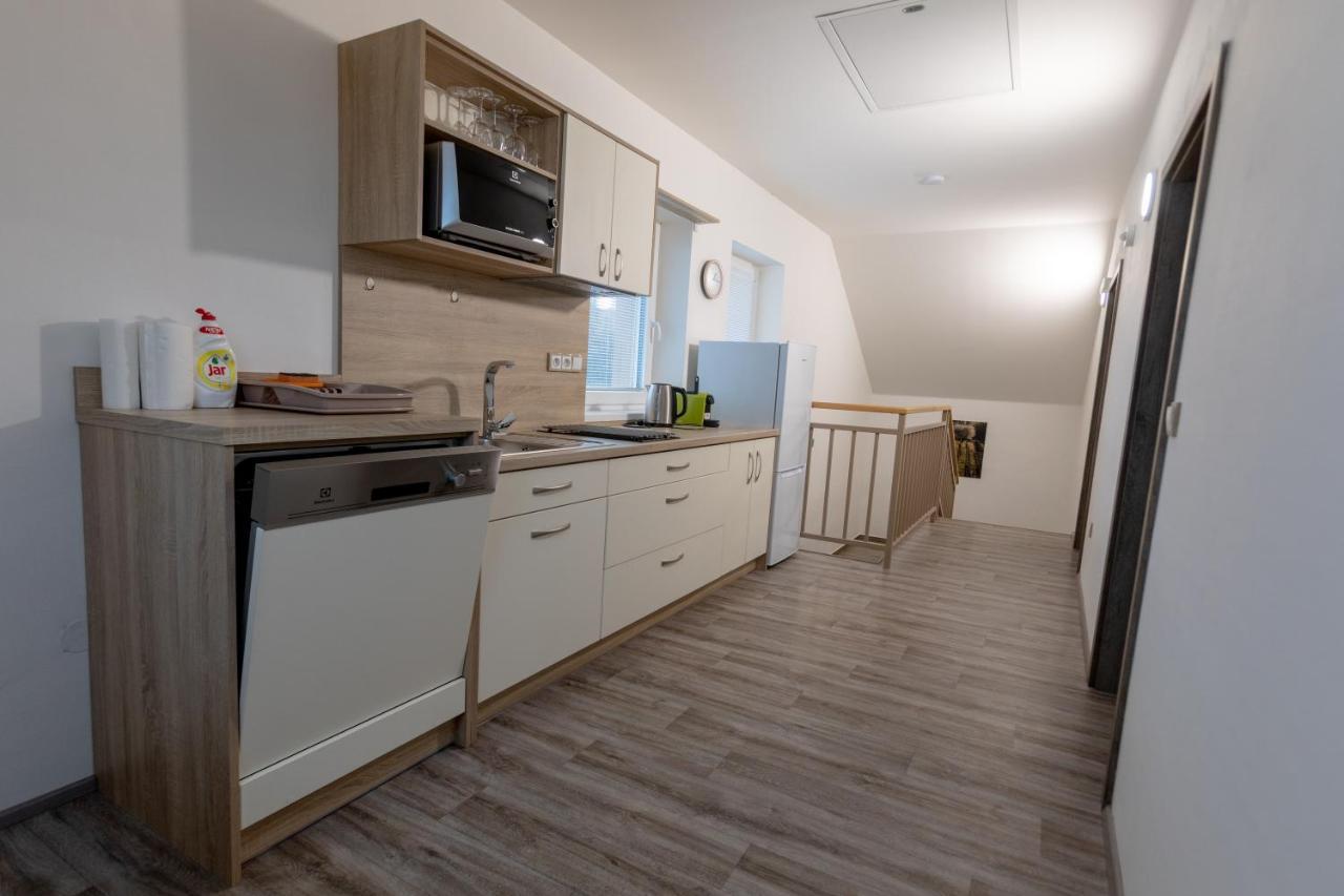 Apartmany Za Dvorem Velké Pavlovice Zewnętrze zdjęcie
